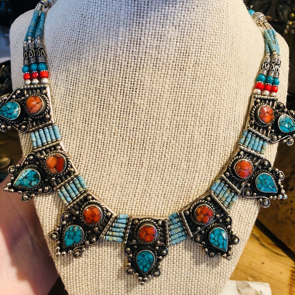 Vintage turquoise and coral necklace